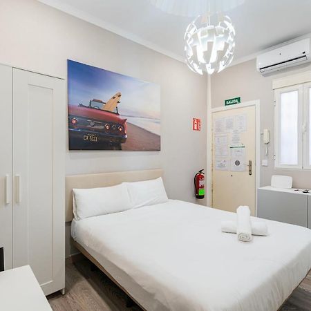 Rodas Apartment Madrid Luaran gambar